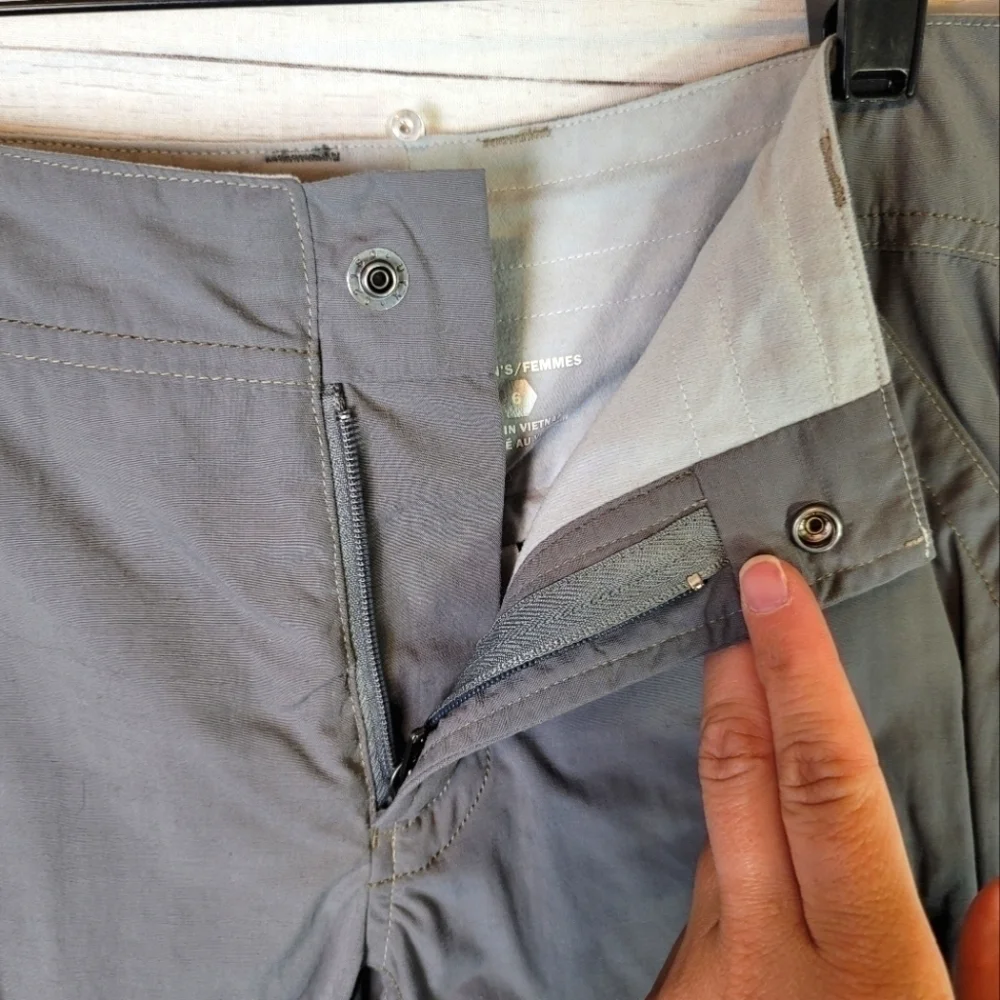 MOUNTAIN HARDWEAR GRAY CAPRI HIKING PANTS, SZ 6
